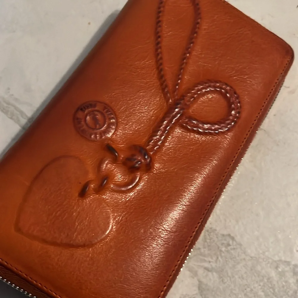 Yves Saint Laurent Burnt Orange Leather Wallet - Picture 2 of 9